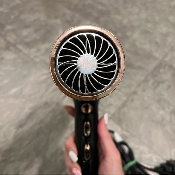 T3 Featherweight 2 - Picture 2 of 5